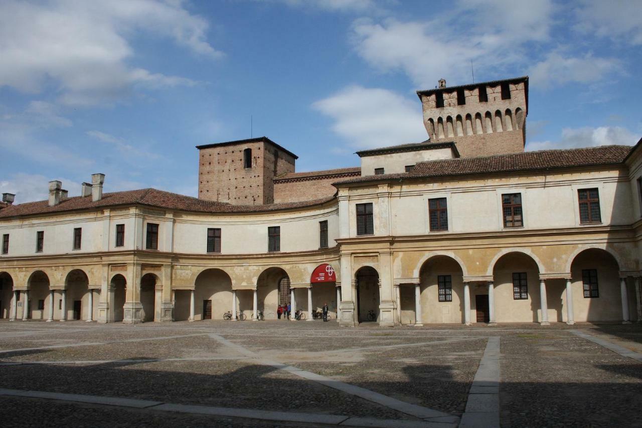 B&B Casa Dei Poeti Mantova Ngoại thất bức ảnh